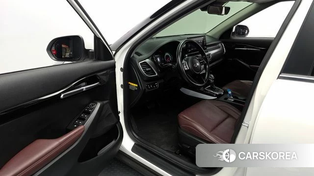 Kia Seltos id 4232338 из Кореи 33