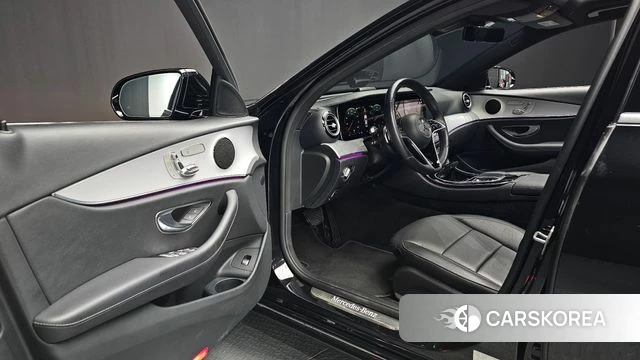 Mercedes-Benz E-Class W213 id 4775295 из Кореи 36