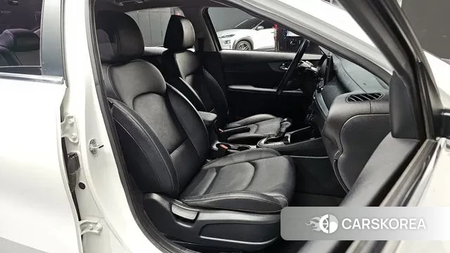 Kia Come New K3 id 3444778 из Кореи 20