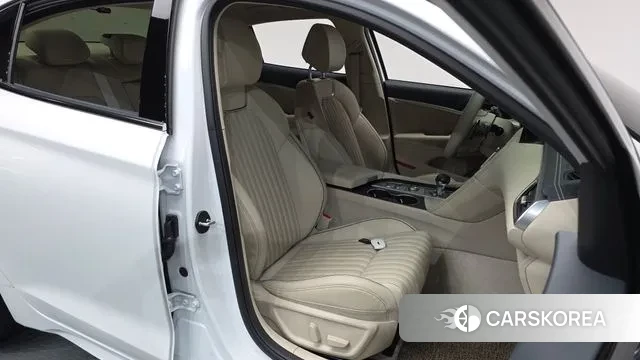 Genesis The New G70 id 3477804 из Кореи 20