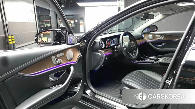 Mercedes-Benz E-Class W213 id 4732786 из Кореи 32