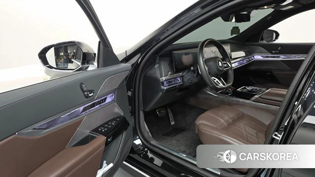 BMW 7 Series (G70) id 4854553 из Кореи 38