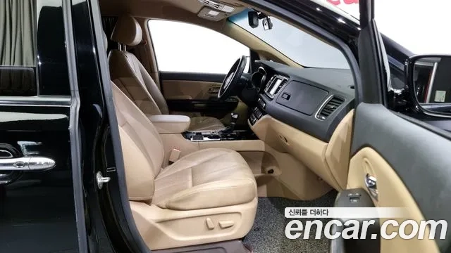 Kia The New Carnival id 2892035 из Кореи 20