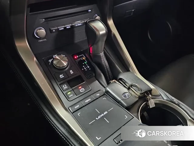 Lexus NX300h id 3588257 из Кореи 19