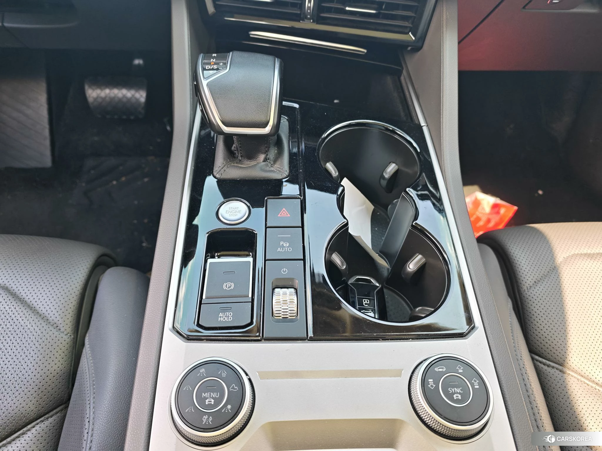 Volkswagen Touareg id 4487382 из Китая 10