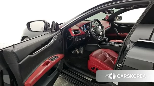 Maserati Ghibli id 3060487 из Кореи 20