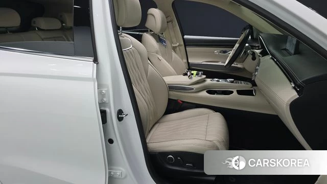 Genesis GV70 id 3827345 из Кореи 20