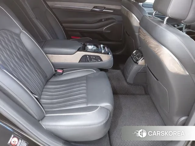 Genesis G90 id 3612541 из Кореи 19