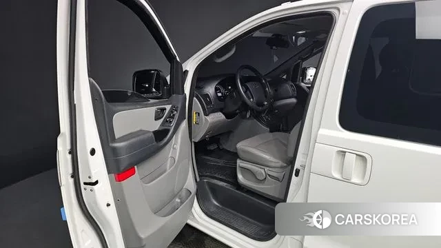 Hyundai The New Grand Starex id 2885774 из Кореи 20