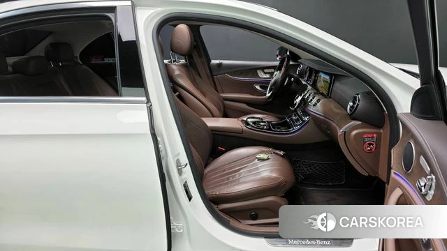 Mercedes-Benz E-Class W213 id 3873975 из Кореи 20