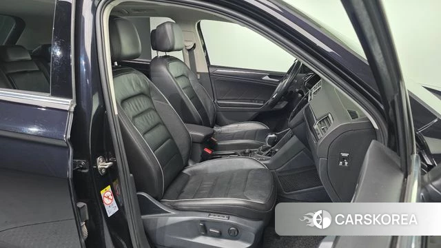 Volkswagen Tiguan second Generation id 3800060 из Кореи 20