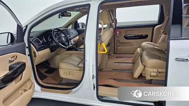 Kia The New Carnival id 2994933 из Кореи 20