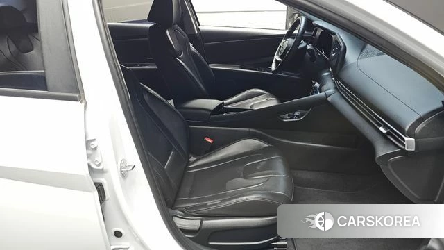 Hyundai Avante Hybrid (CN7) id 4640813 из Кореи 30