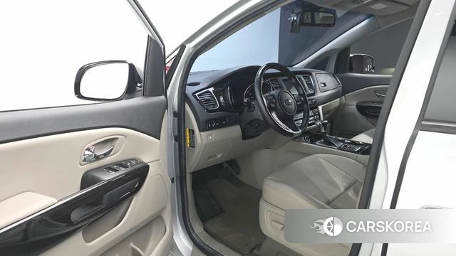 Kia The New Carnival id 4759638 из Кореи 20
