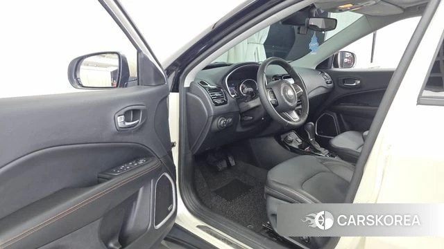 Jeep Compass 2nd Generation id 4895301 из Кореи 33