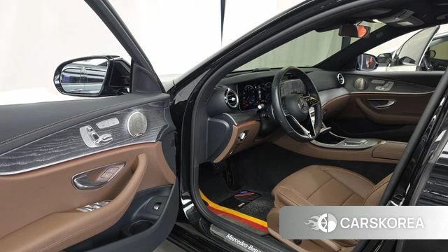 Mercedes-Benz E-Class W213 id 4793537 из Кореи 34