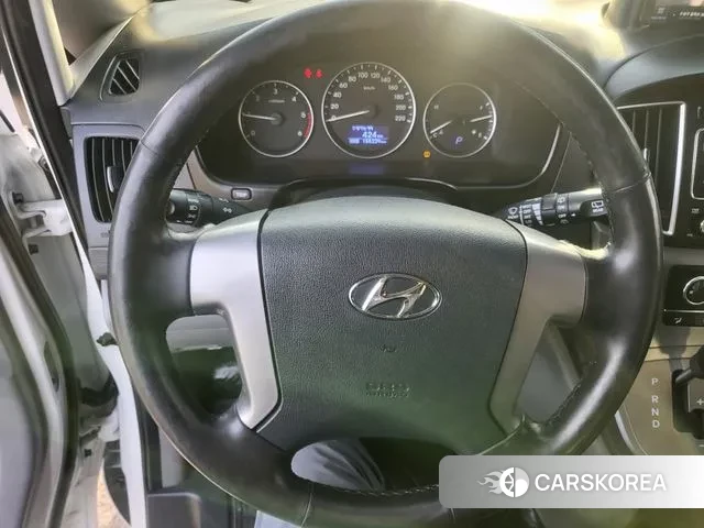 Hyundai The New Grand Starex id 3601318 из Кореи 16