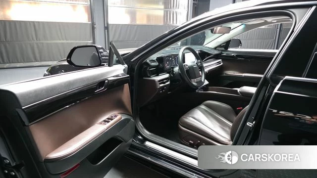 Hyundai Grandeur (GN7) id 3940298 из Кореи 20