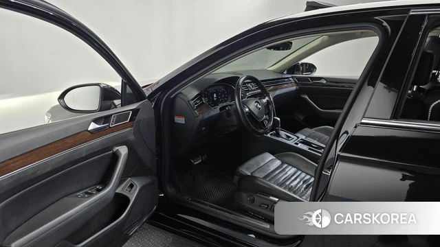 Volkswagen Passat GT (B8) id 4776347 из Кореи 33