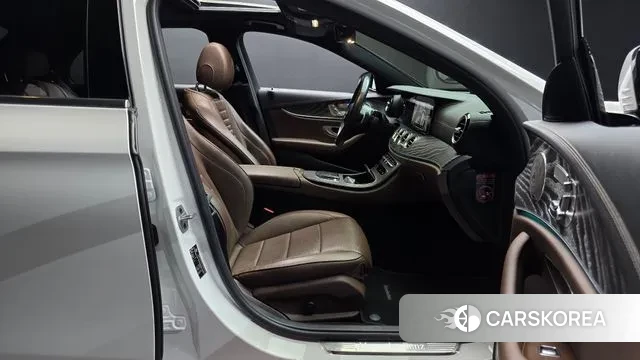 Mercedes-Benz E-Class W213 id 3707510 из Кореи 20