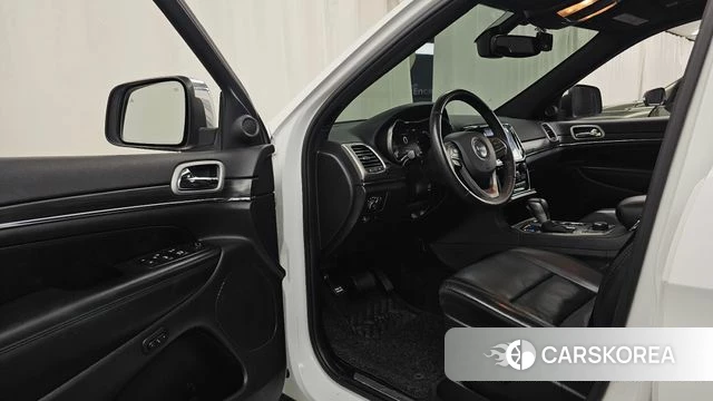 Jeep Grand Cherokee id 4587134 из Кореи 20