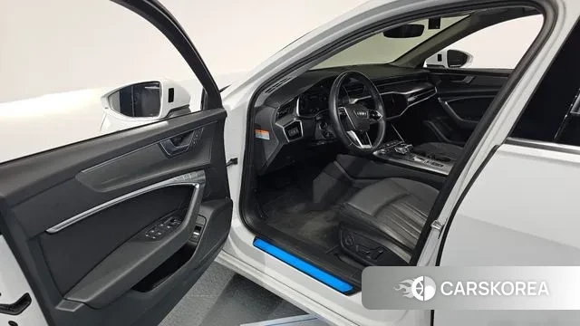 Audi A6 (C8) id 3479356 из Кореи 20