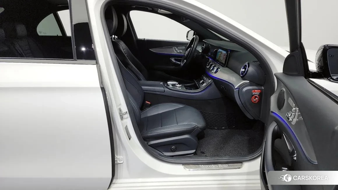 Mercedes-Benz E-Class W213 id 1878962 из Кореи 20