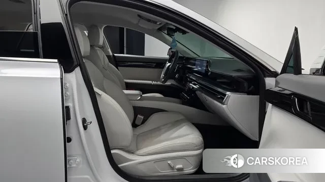 Hyundai Grandeur (GN7) id 3585961 из Кореи 20