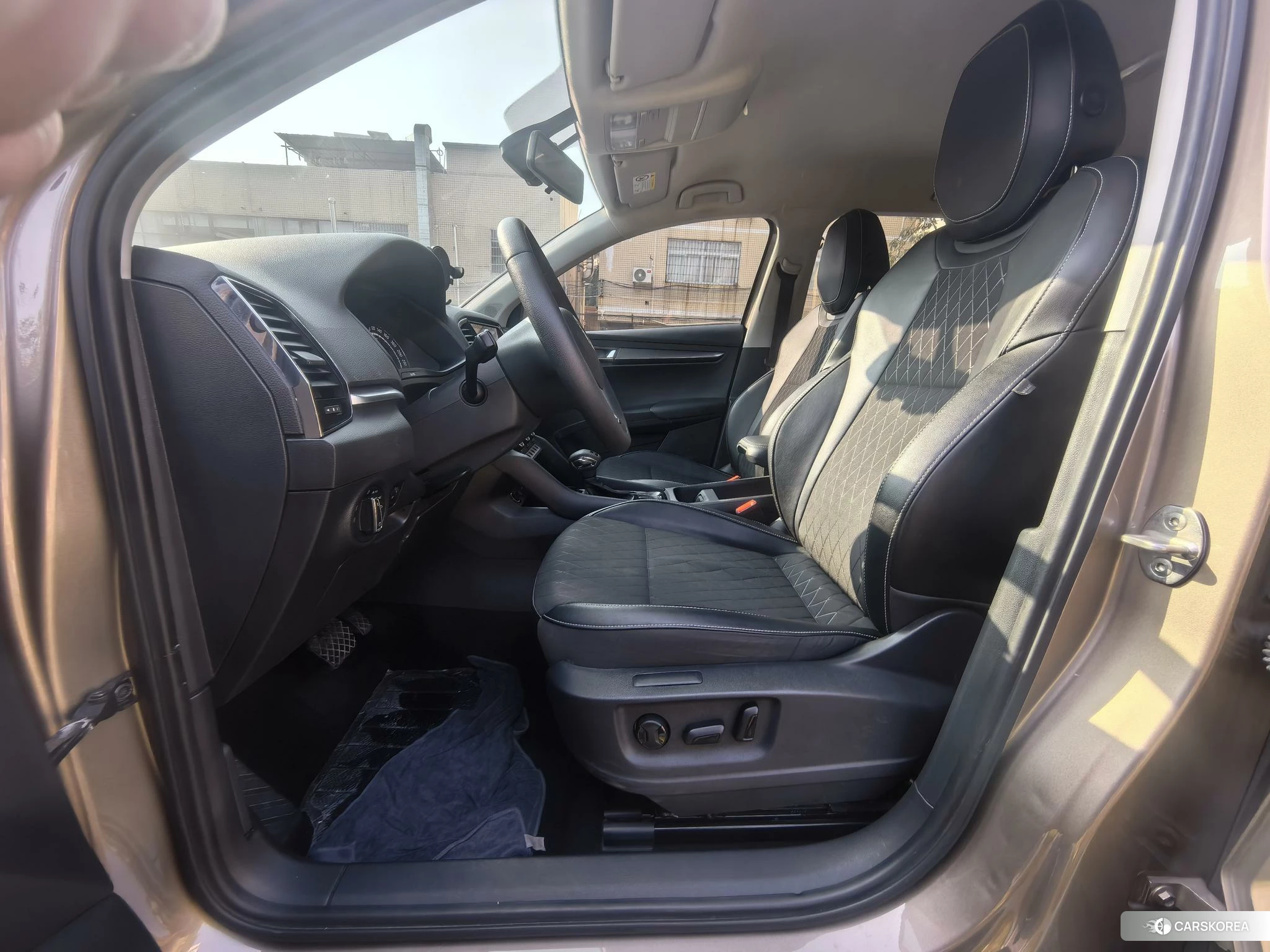 Skoda Krok id 4406145 из Китая 19