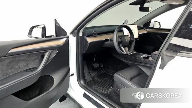 Tesla Model Y id 3805699 из Кореи 20