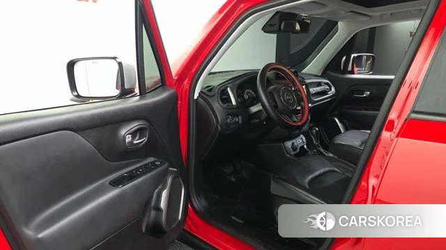 Jeep Renegade id 4269418 из Кореи 30