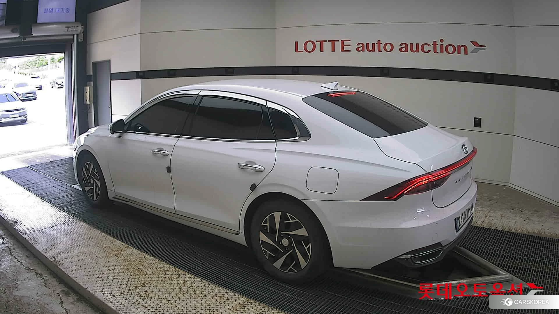 Hyundai Grandeur Hybrid id 4664263 из Кореи 38