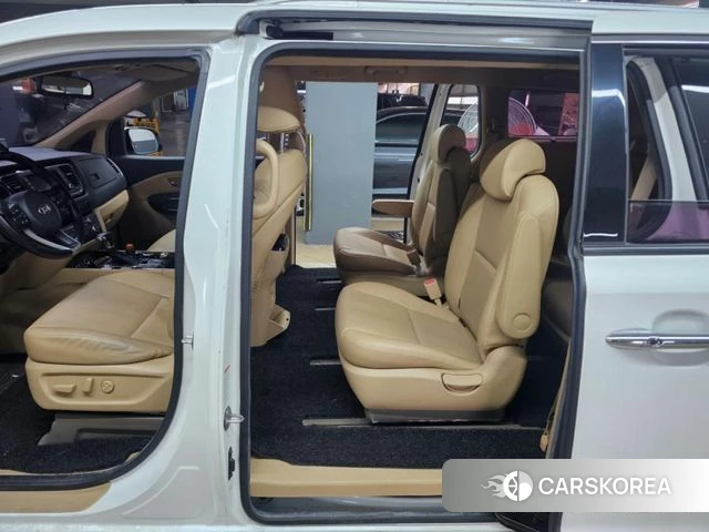 Kia The New Carnival id 4795017 из Кореи 18