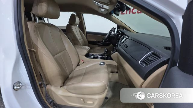 Kia The New Carnival id 4713397 из Кореи 31