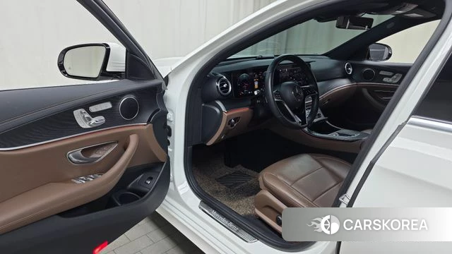 Mercedes-Benz E-Class W213 id 3940857 из Кореи 20