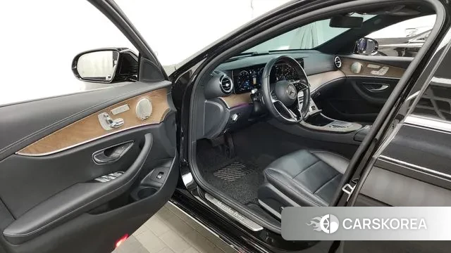 Mercedes-Benz E-Class W213 id 3513429 из Кореи 20