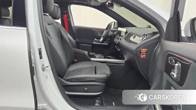 Mercedes-Benz GLA - Class H247 id 3400176 из Кореи 20