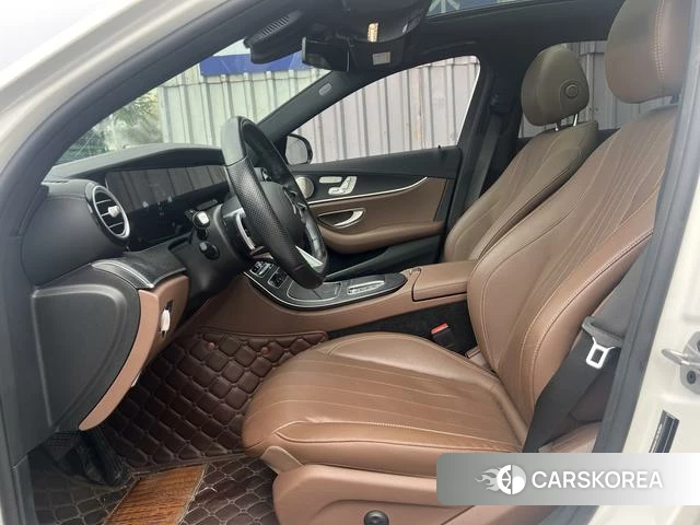 Mercedes-Benz E-class (imported) id 4358875 из Китая 17