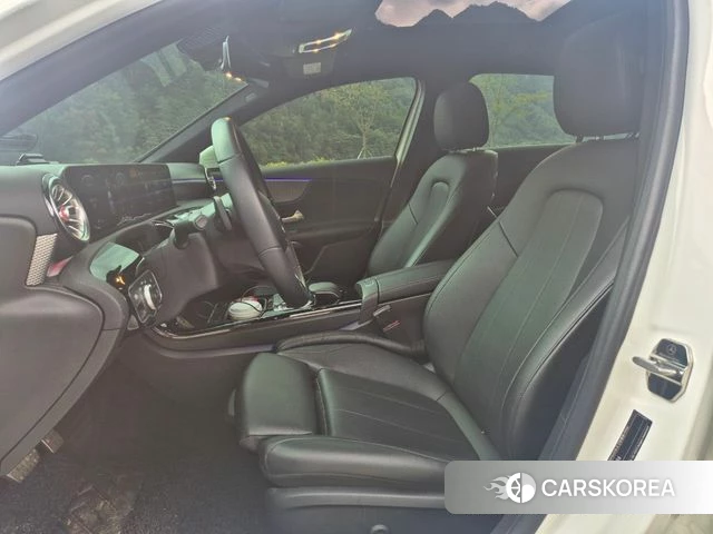 Mercedes-Benz A-Class W177 id 4245323 из Кореи 18