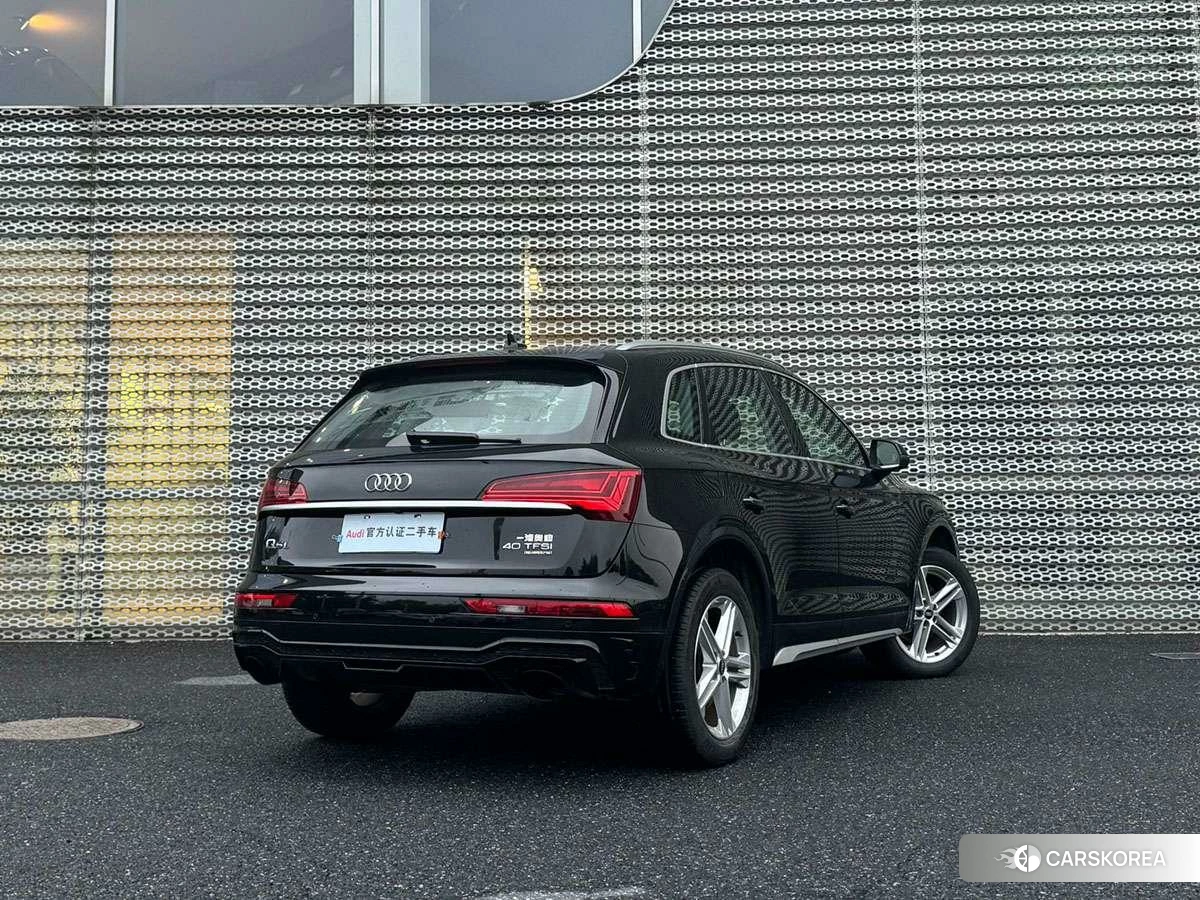 Audi Q5L id 4513457 из Китая 16