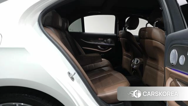 Mercedes-Benz E-Class W213 id 4465196 из Кореи 35
