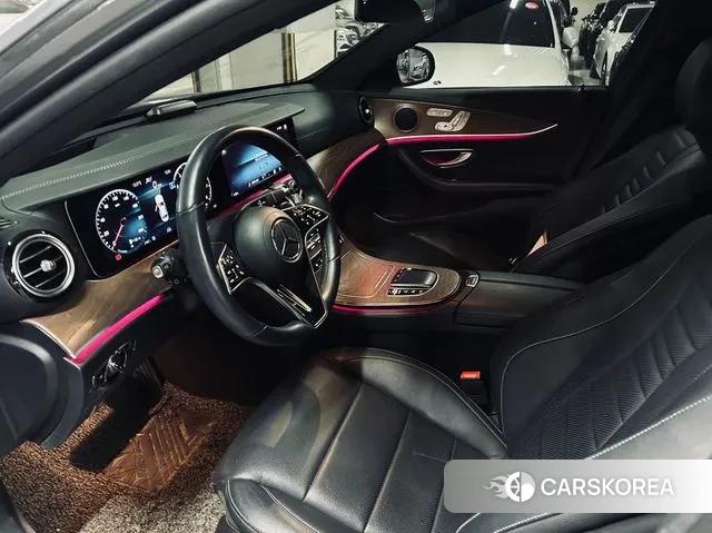 Mercedes-Benz E-Class W213 id 3702814 из Кореи 20