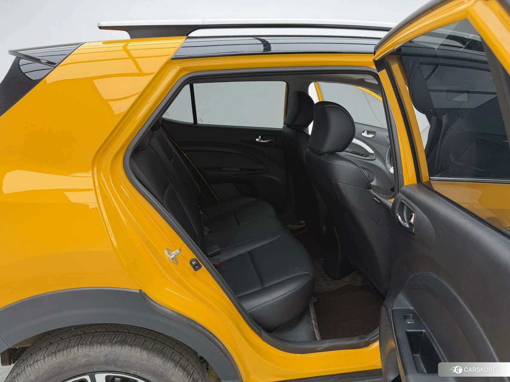 Kia Yi Ran id 4419475 из Китая 17