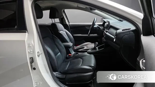 Kia Come New K3 id 3617335 из Кореи 20