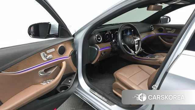 Mercedes-Benz E-Class W213 id 4469842 из Кореи 34