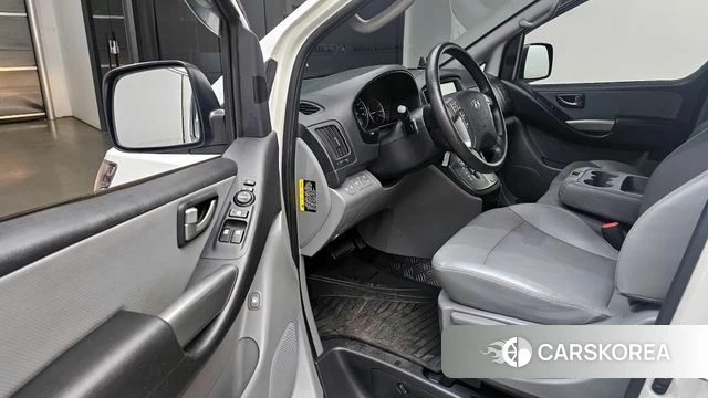 Hyundai The New Grand Starex id 3905663 из Кореи 20