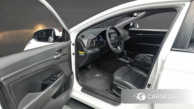 Hyundai The New Avante AD id 4318126 из Кореи 32