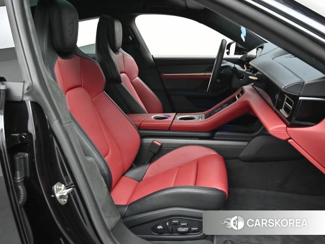 Porsche Taycan id 4359799 из Кореи 20