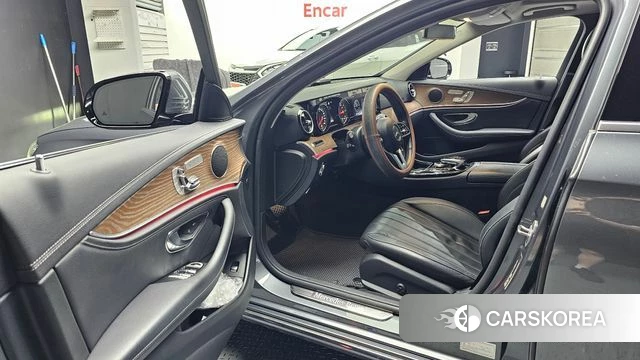 Mercedes-Benz E-Class W213 id 4637896 из Кореи 20