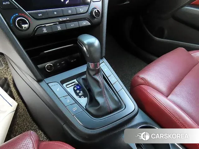 Hyundai Avante AD id 3363036 из Кореи 19